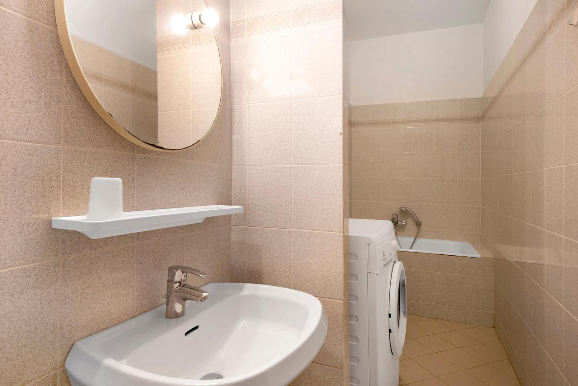 Piazza Bertamino Apartment *