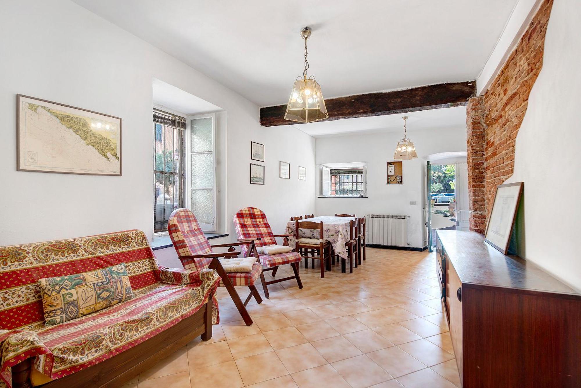 Piazza Bertamino Apartment