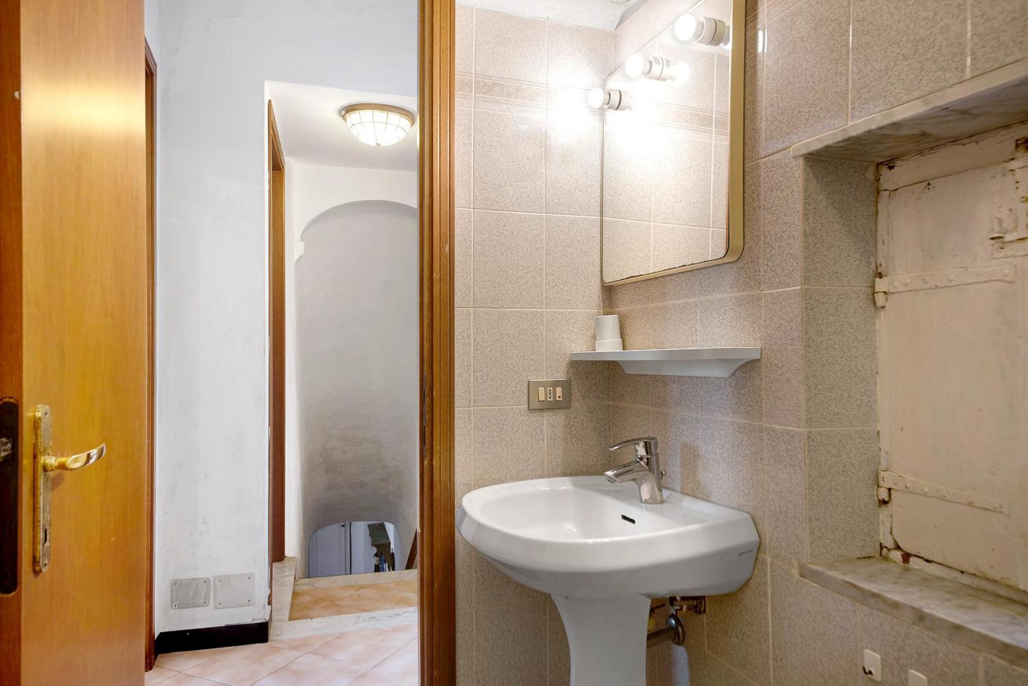 Piazza Bertamino Apartment